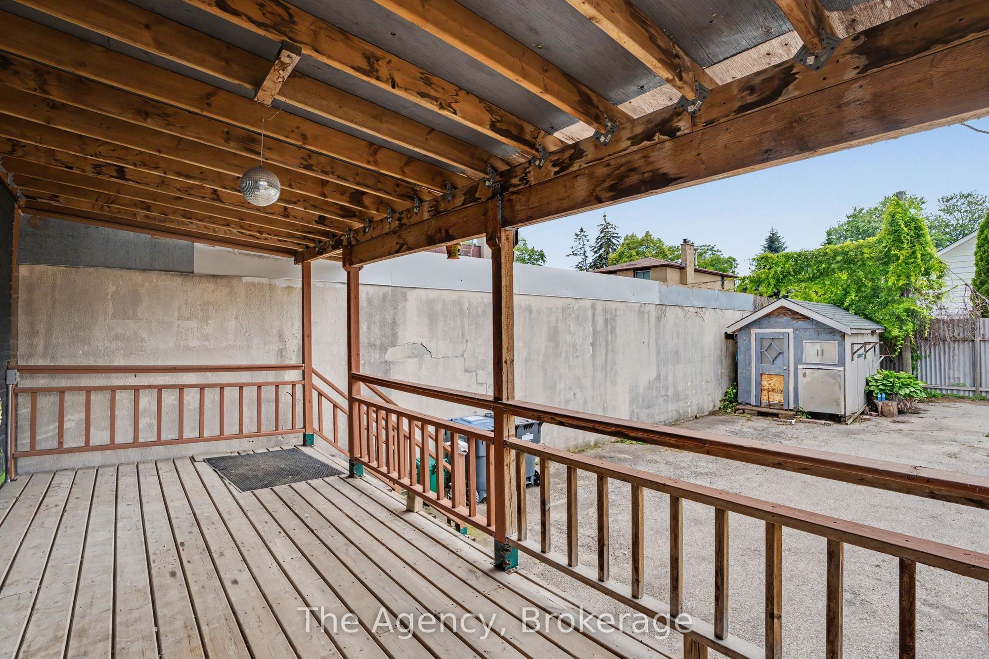 Listing photo