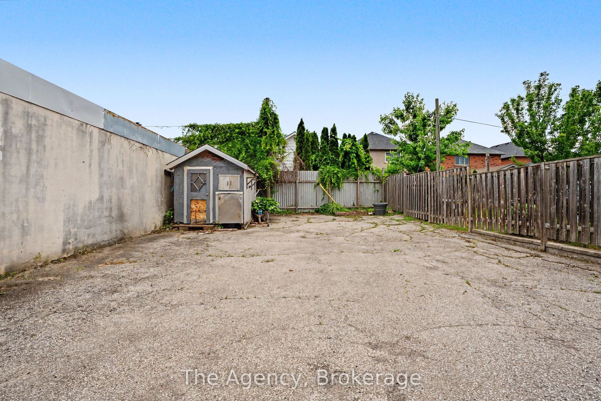 Listing photo