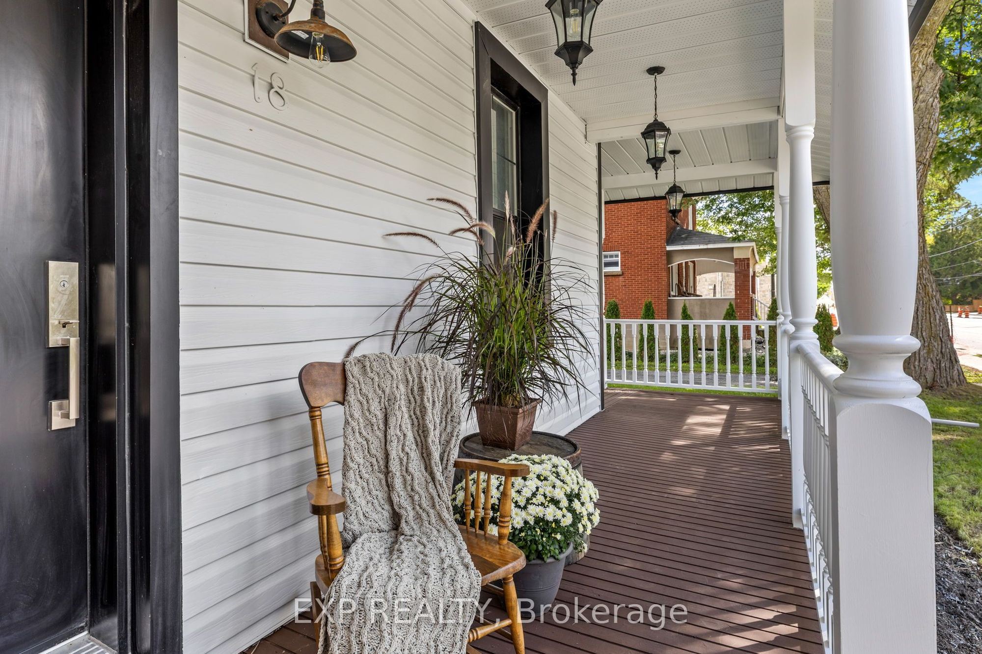 Listing photo