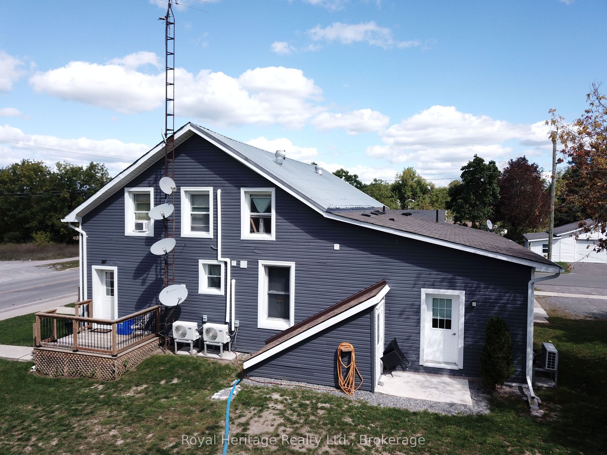 Listing photo