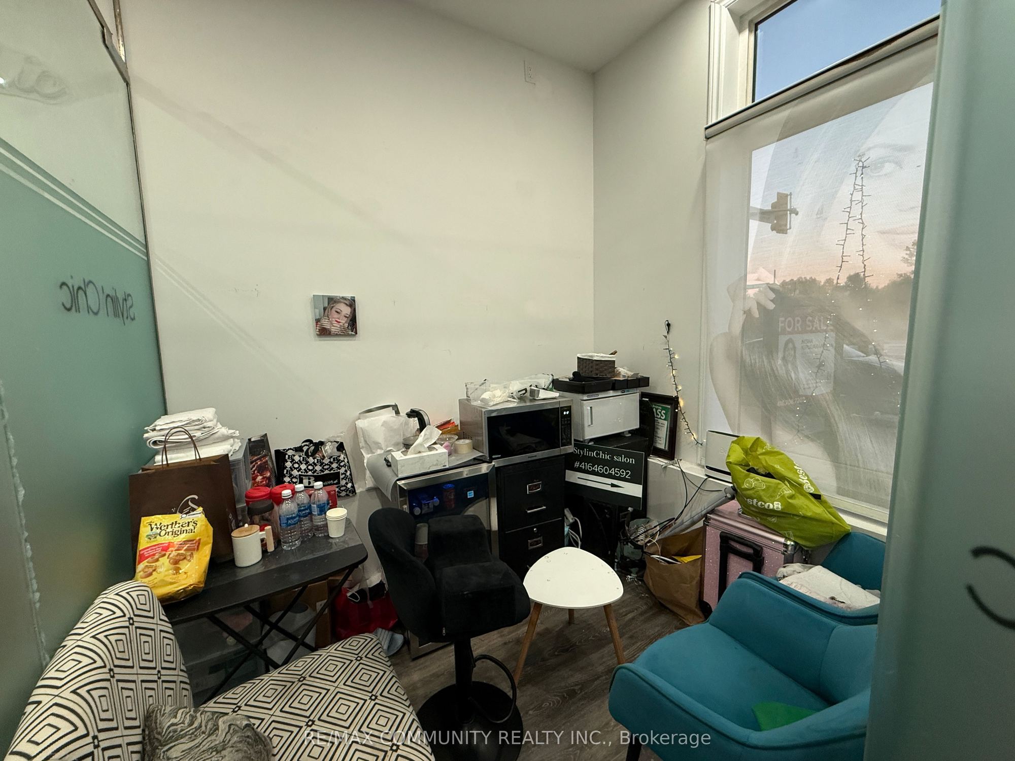 Listing photo