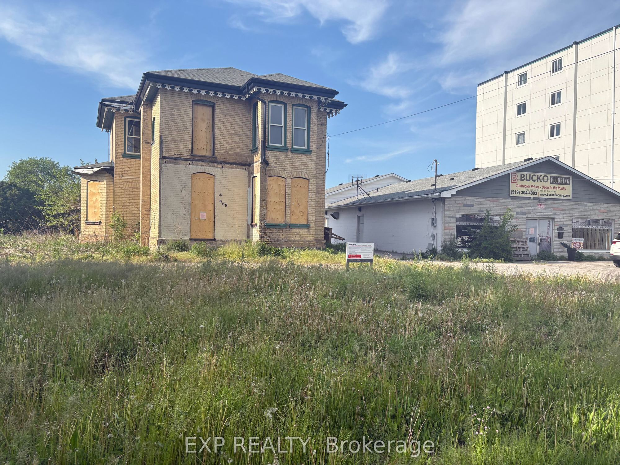 Listing photo
