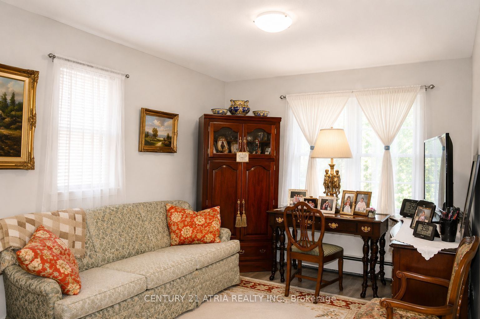 Listing photo