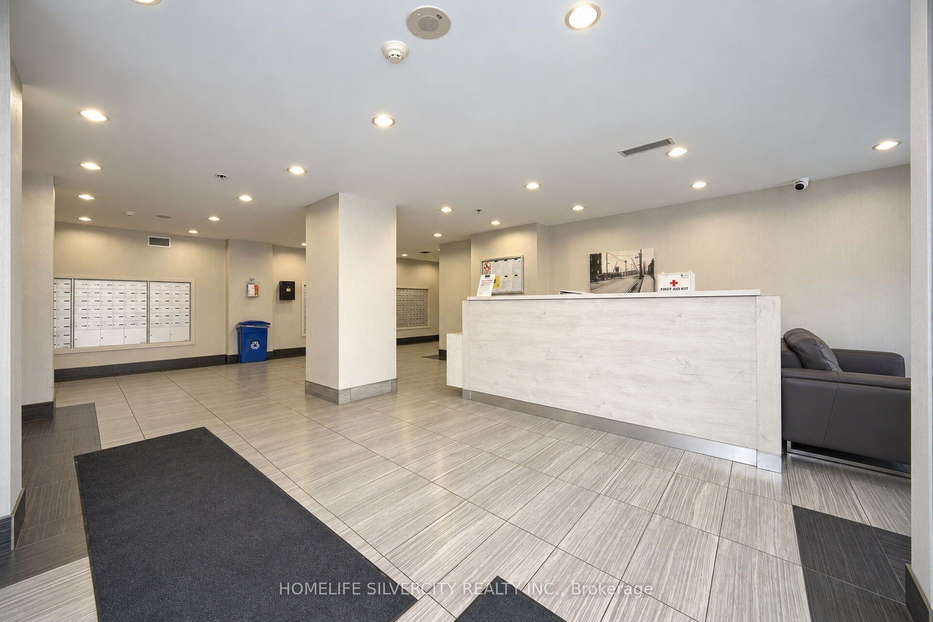 Listing photo