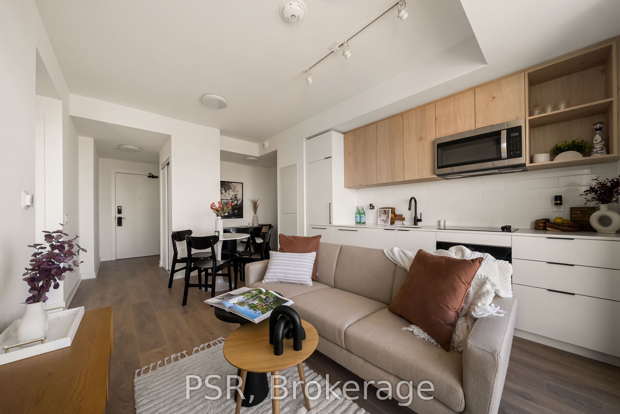 Listing photo