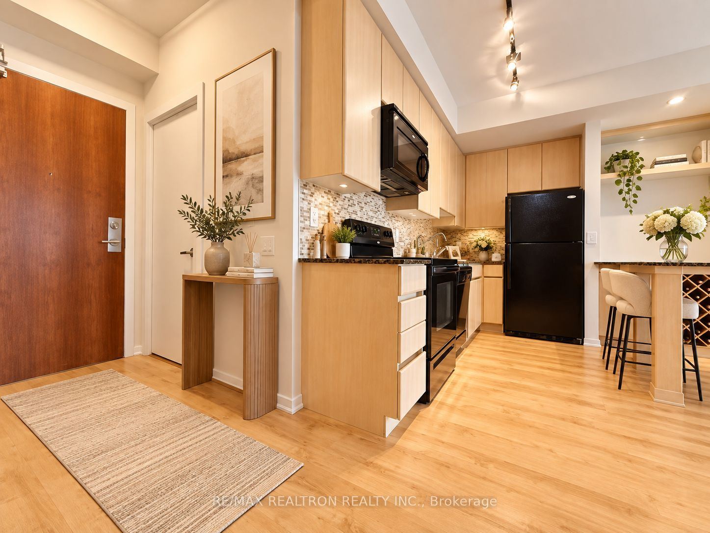 Listing photo