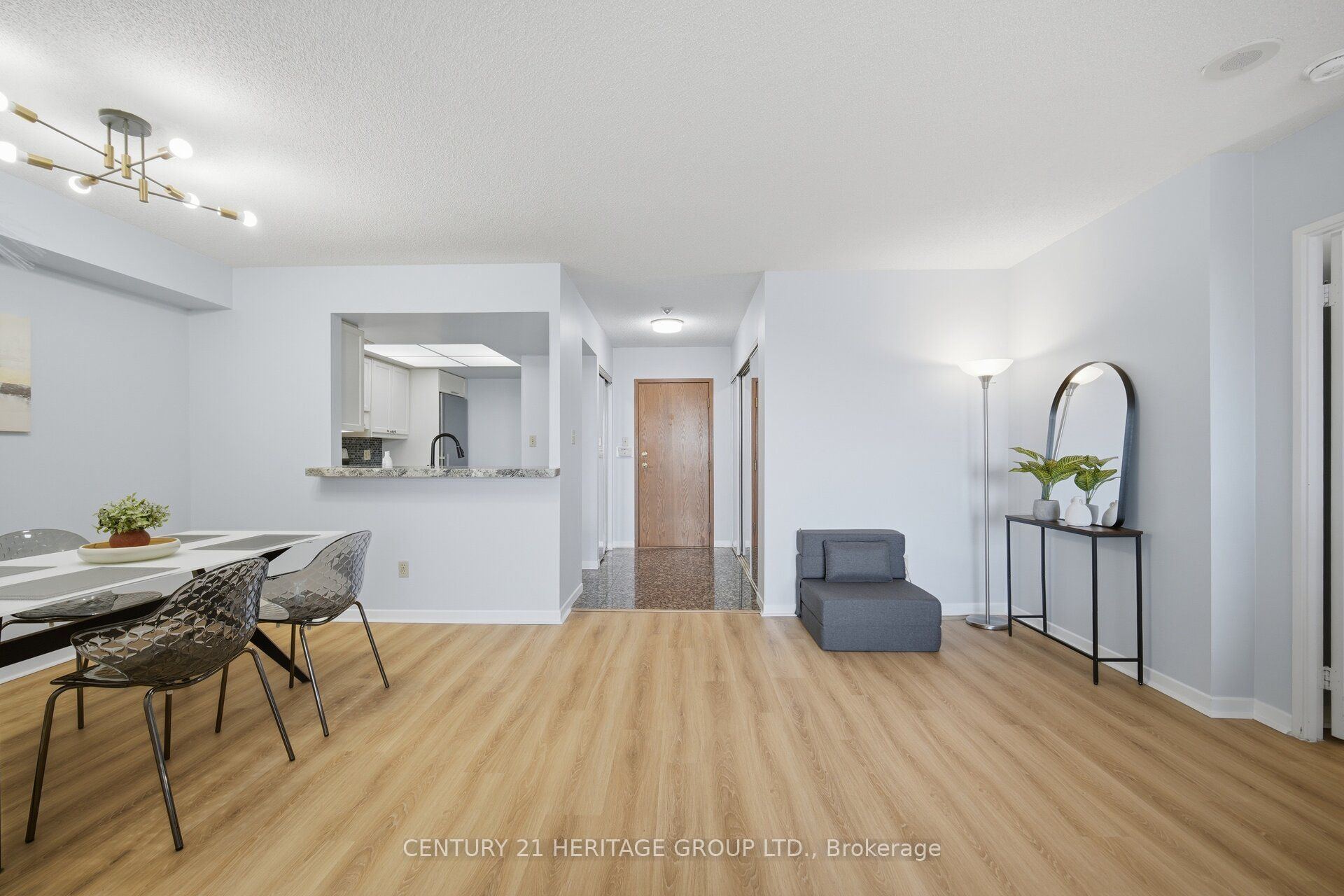 Listing photo