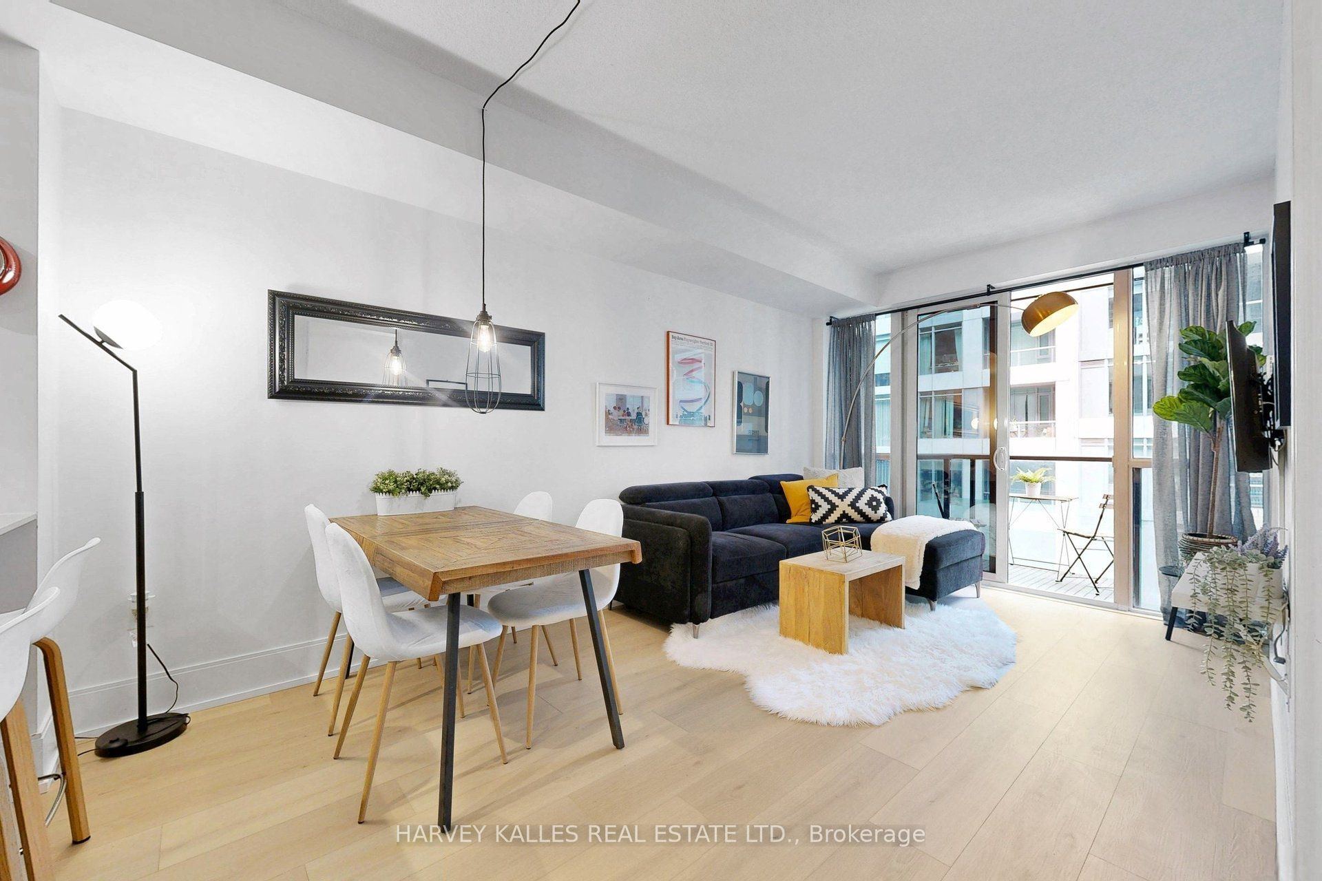Listing photo