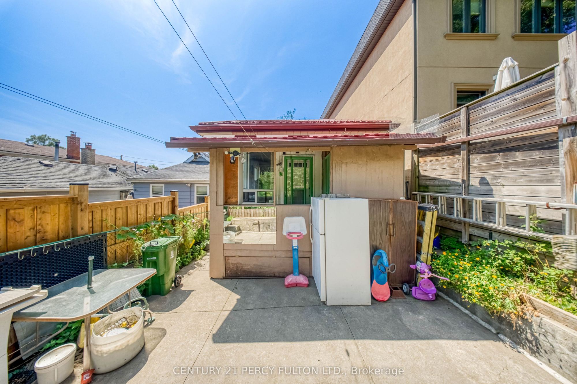 Listing photo