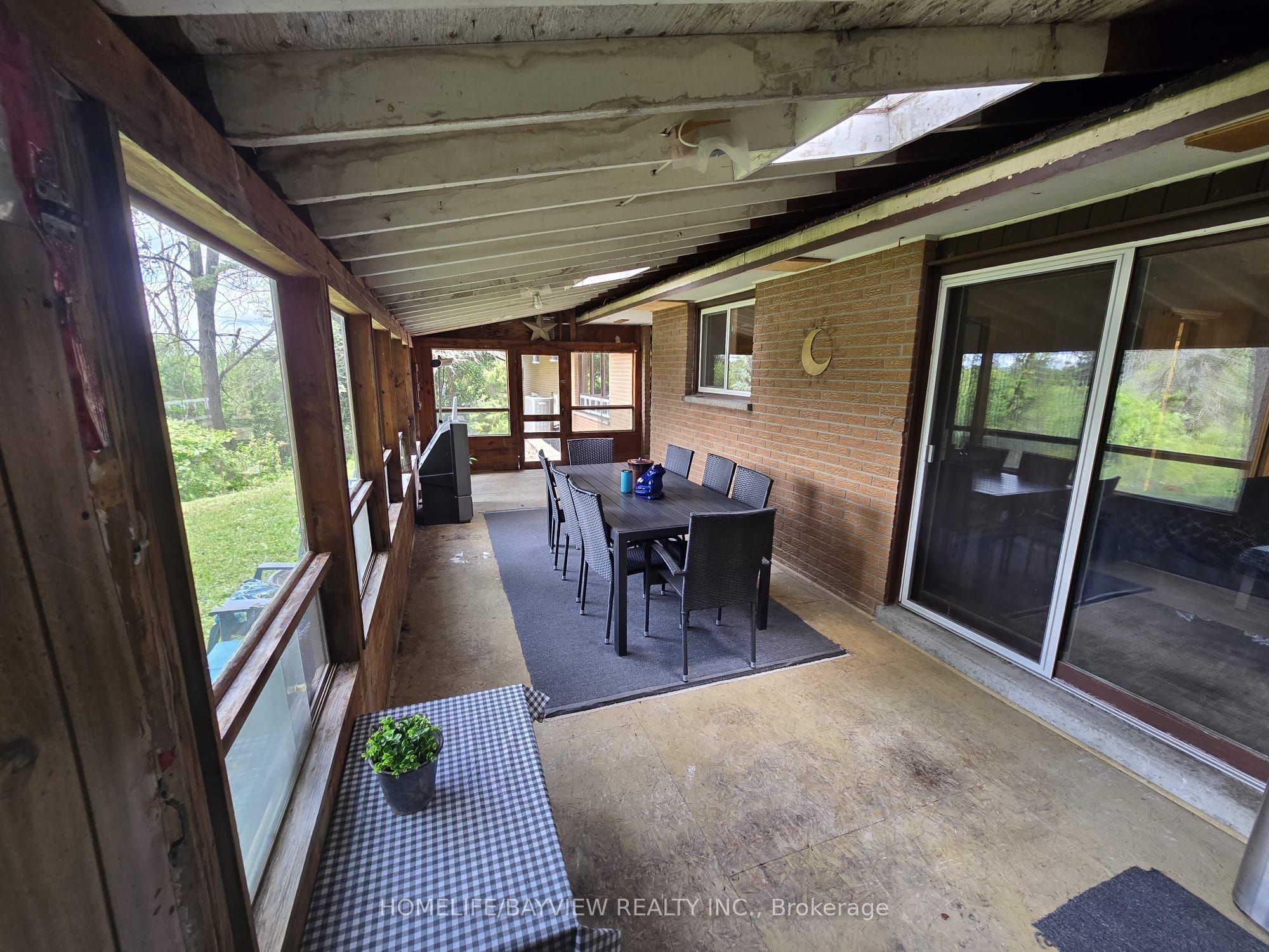 Listing photo