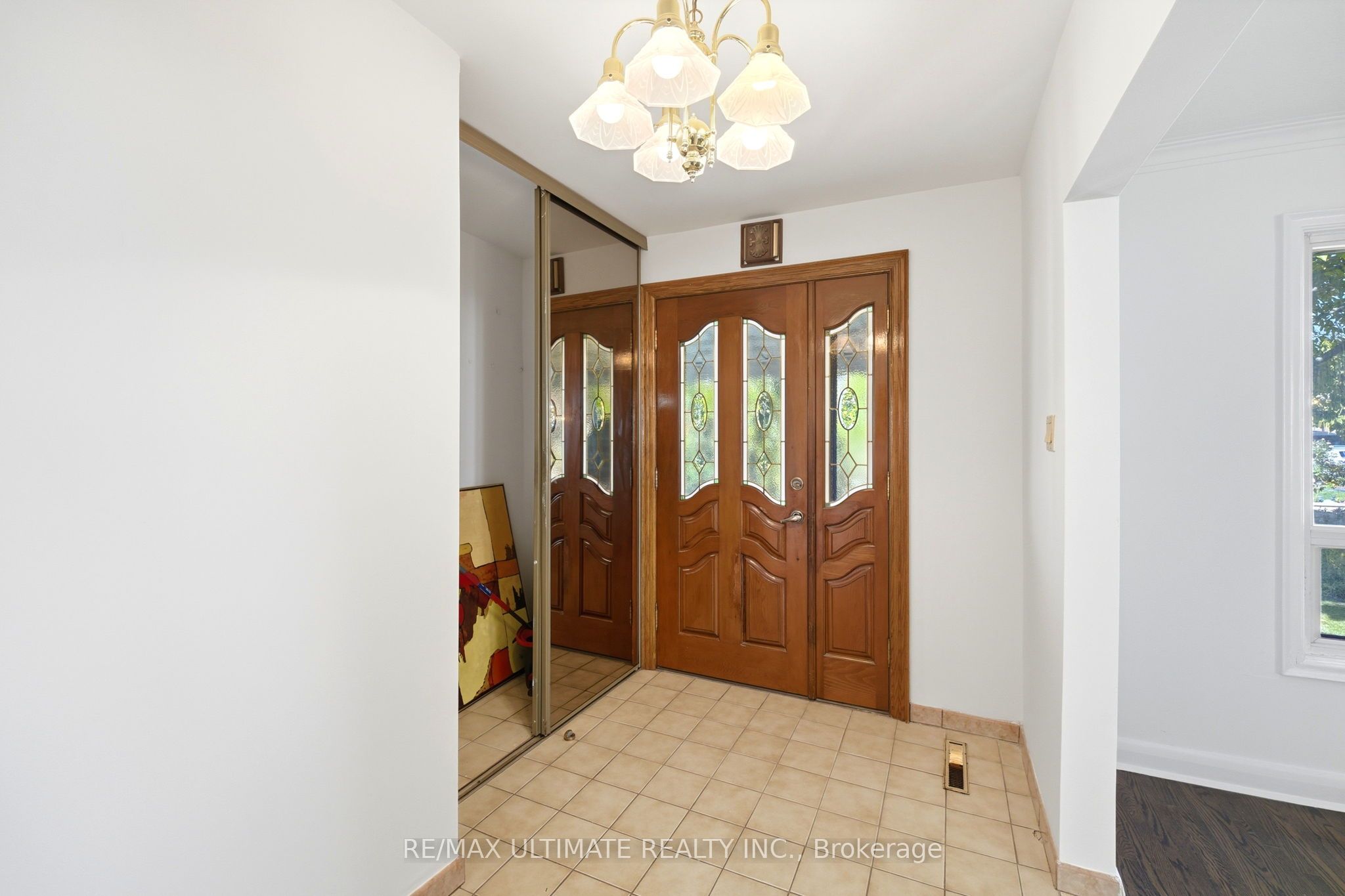 Listing photo