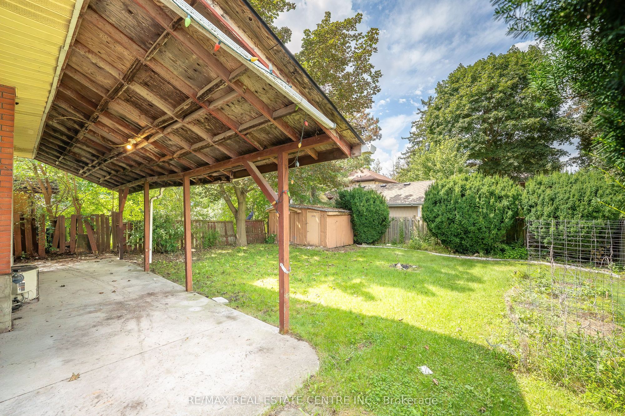 Listing photo
