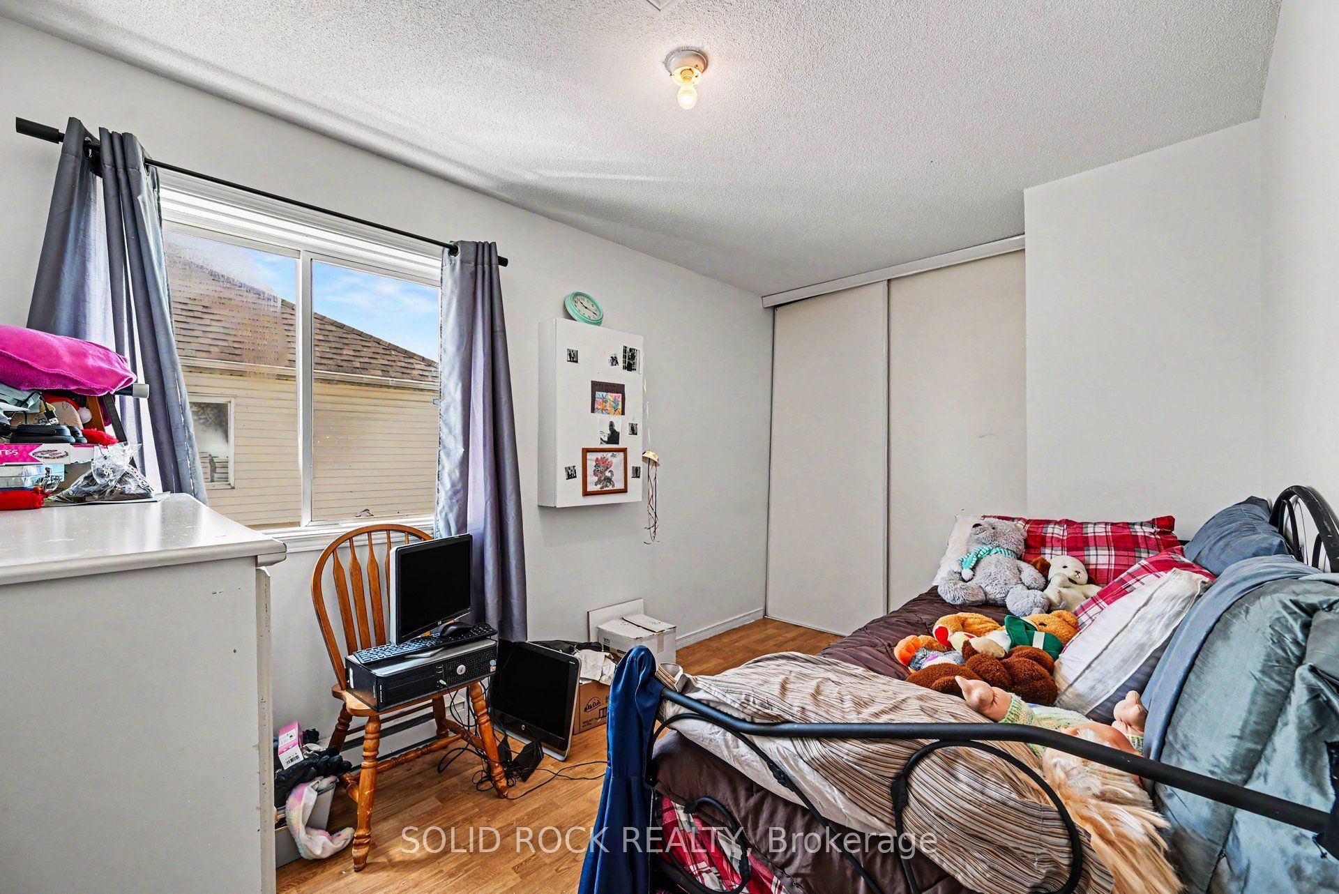 Listing photo
