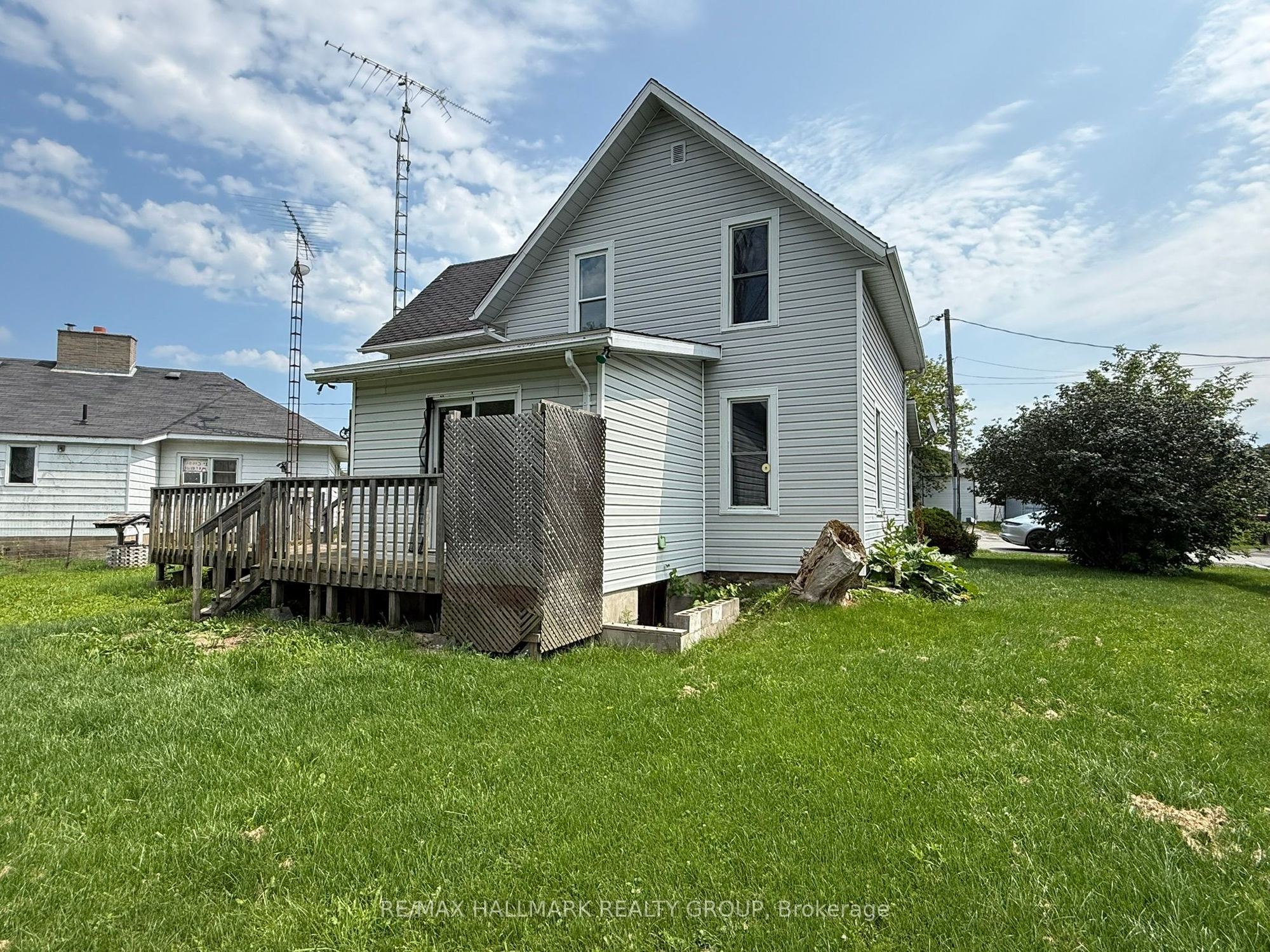 Listing photo