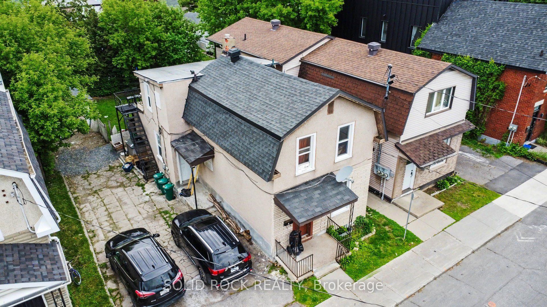 Listing photo