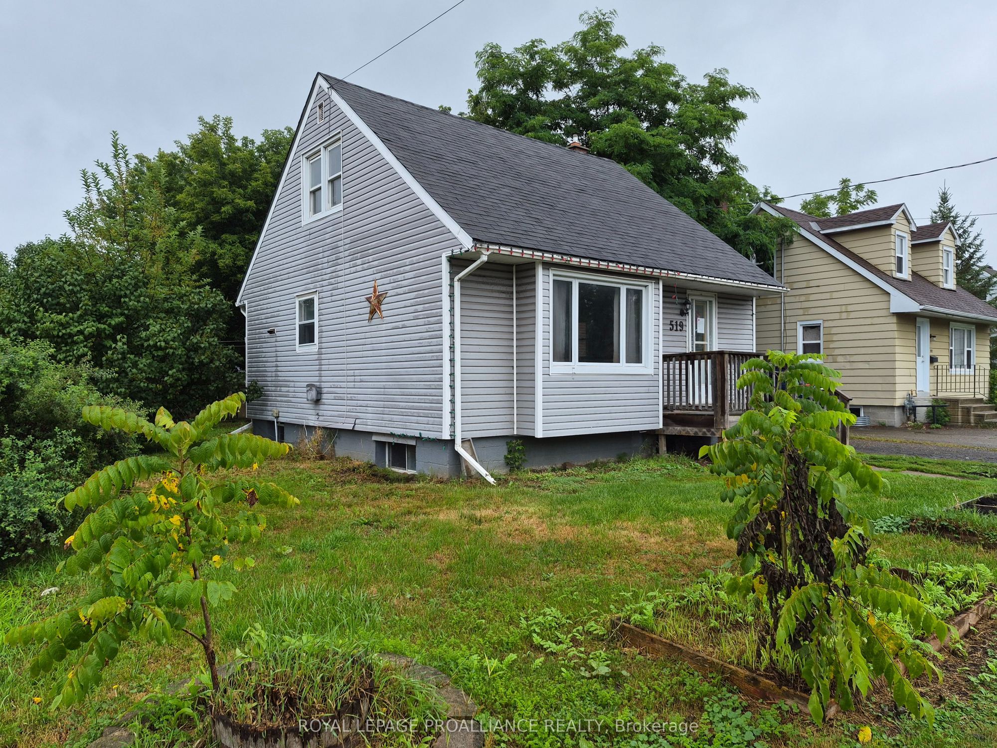 Listing photo