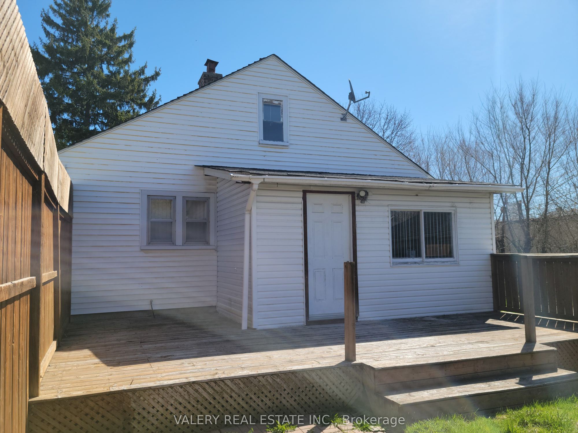Listing photo