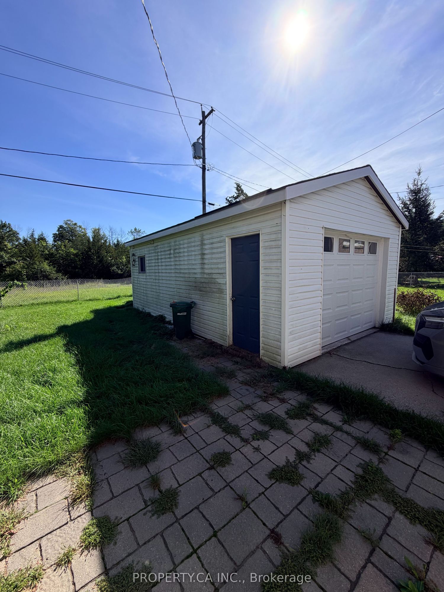 Listing photo