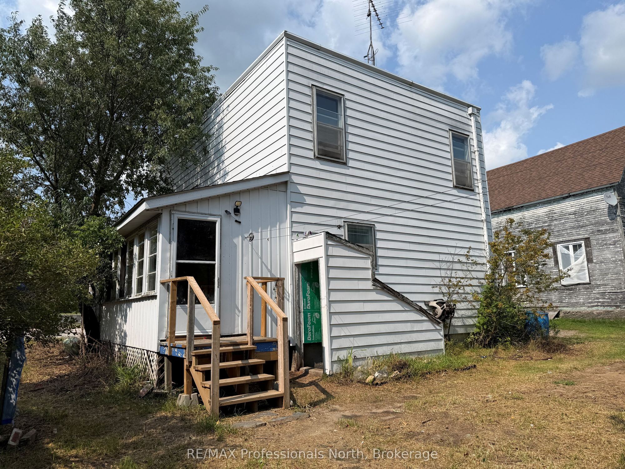 Listing photo