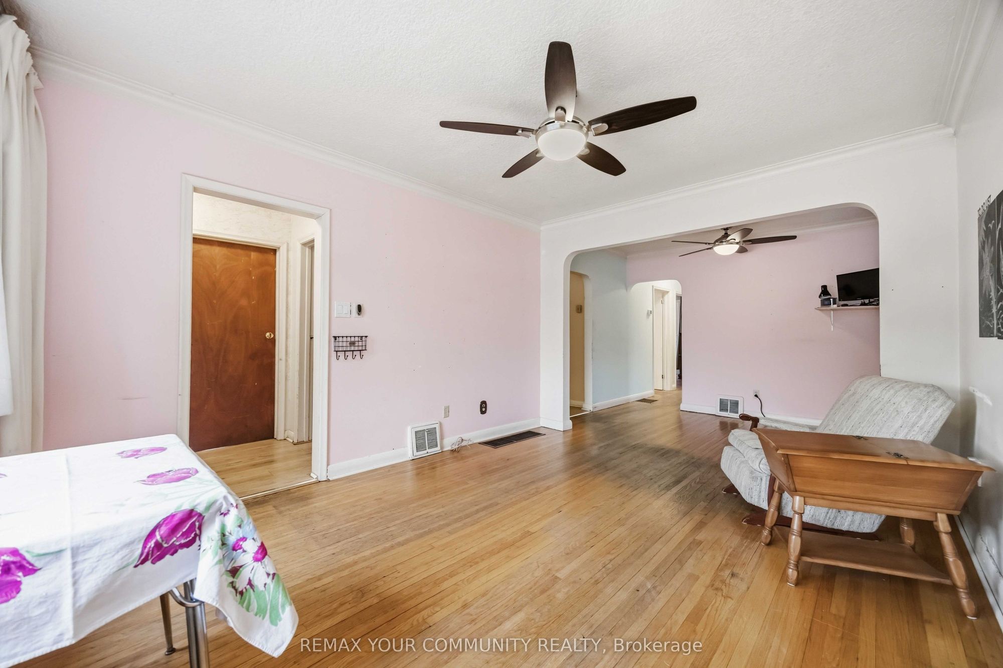 Listing photo