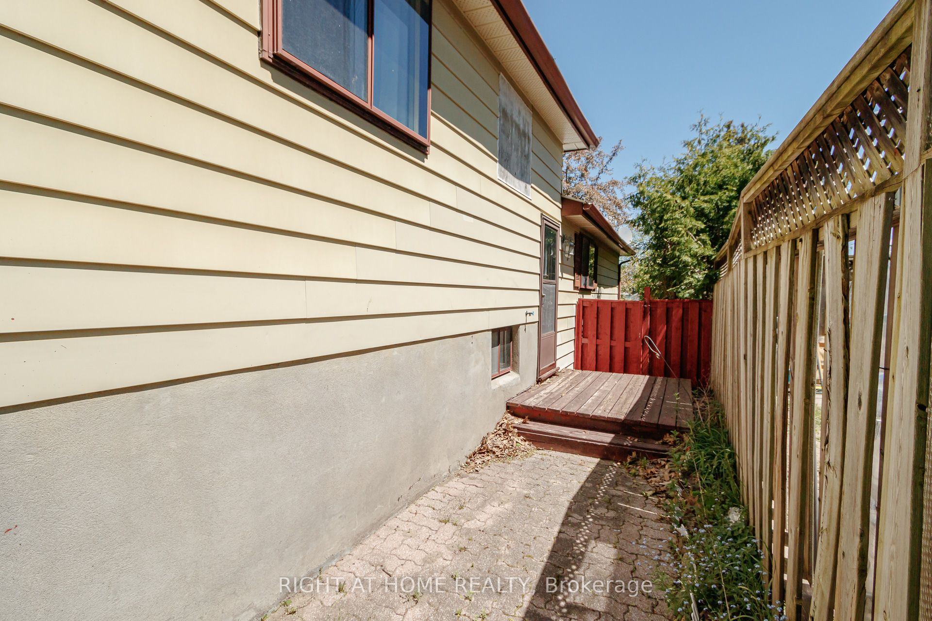 Listing photo