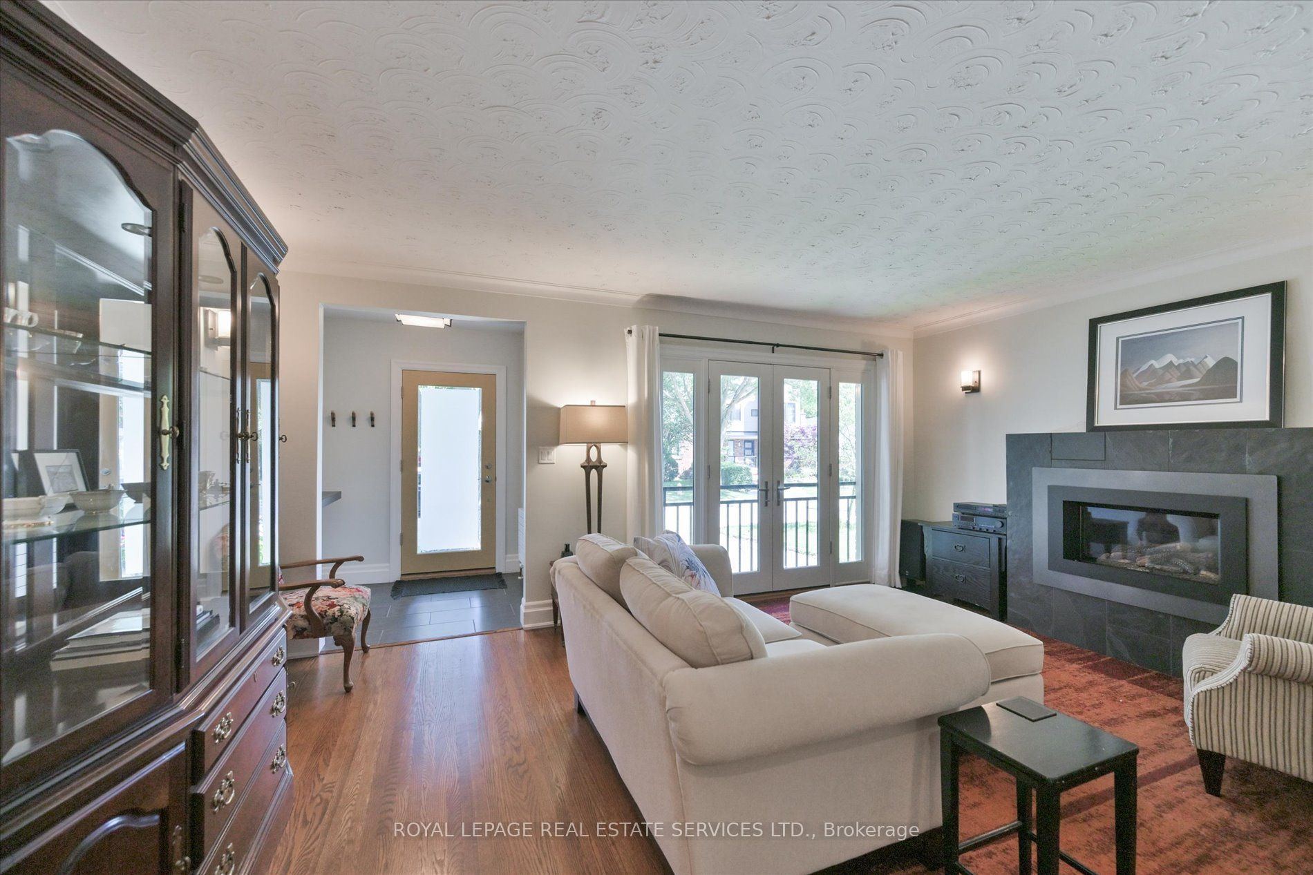 Listing photo